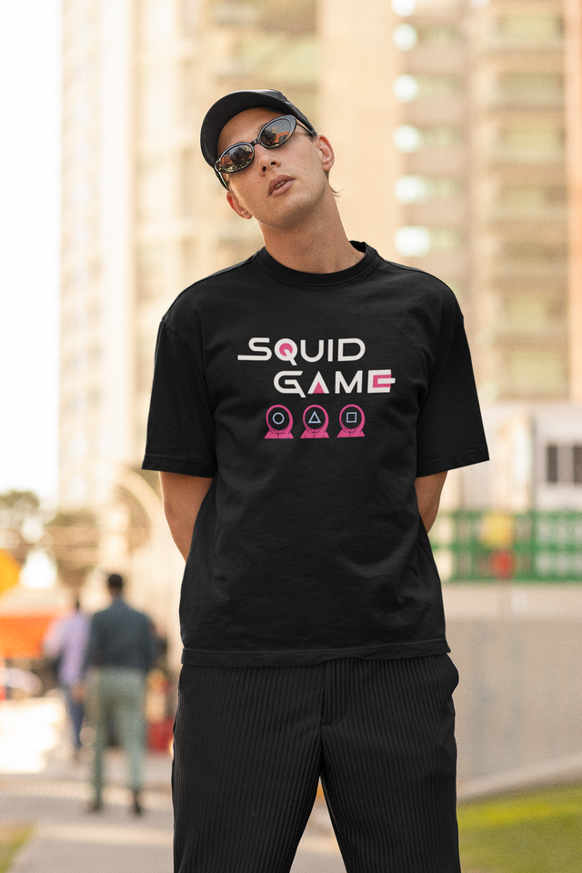Squid Game Guard Oversized T-Shirt – Korean Drama Graphic Tee